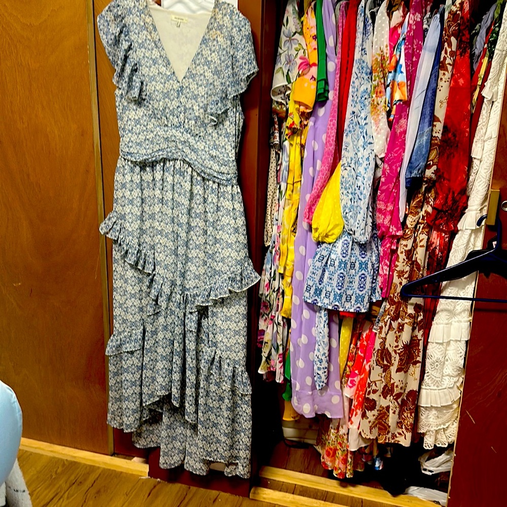 Max Studio size L floral, print dress